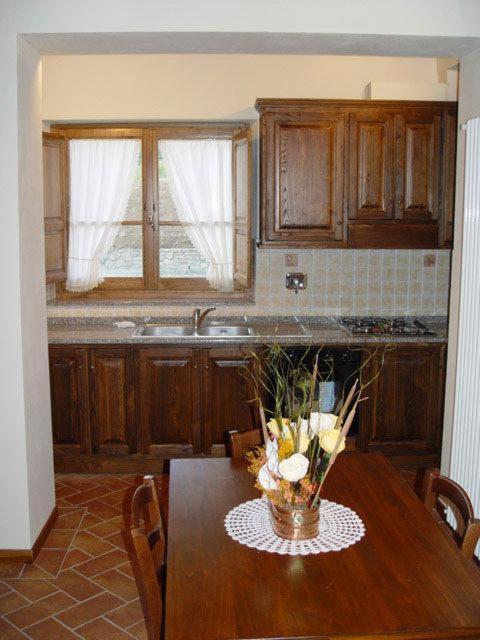 Antico Fio Guest House Poppi Bagian luar foto